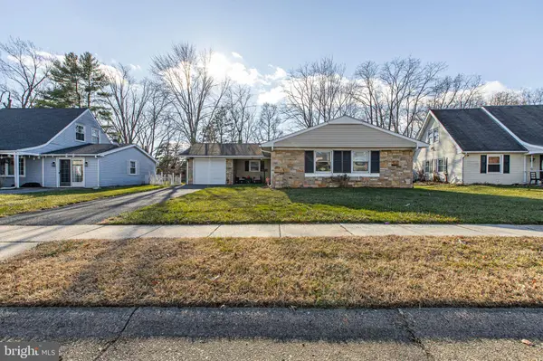 77 HARRINGTON CIR, Willingboro, NJ 08046