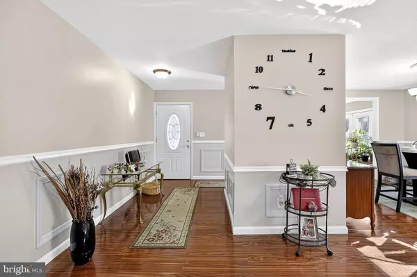 77 HARRINGTON CIR, Willingboro, NJ 08046