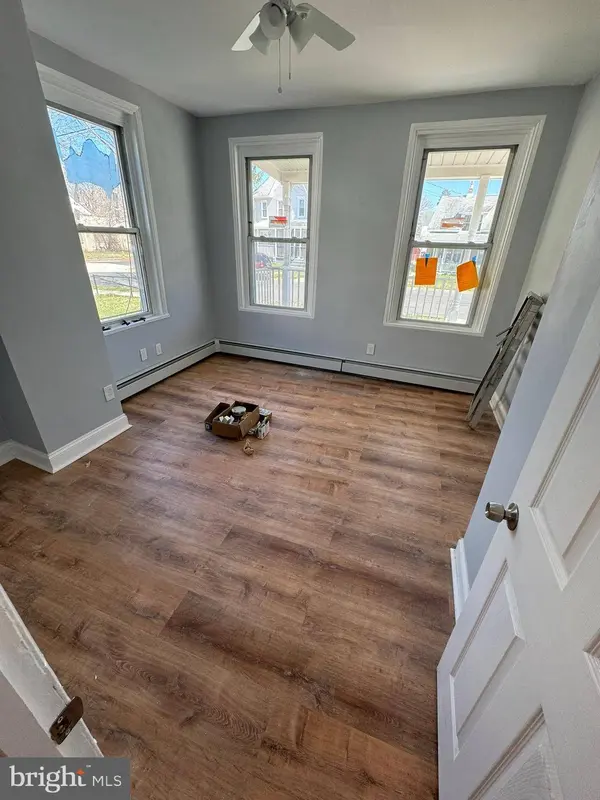 509 LAUREL ST, Beverly, NJ 08010
