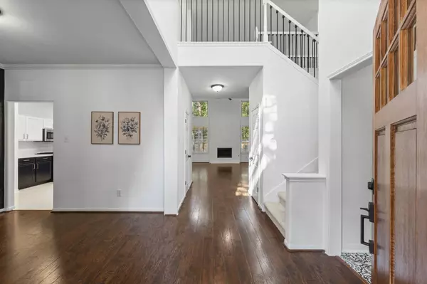 11 Snow Woods CT, The Woodlands, TX 77385