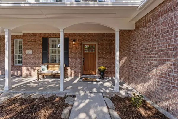 11 Snow Woods CT, The Woodlands, TX 77385