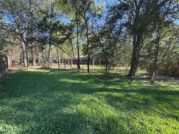 123 E Park DR, Montgomery, TX 77356