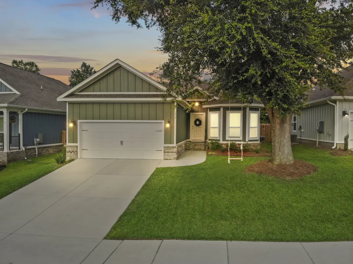 536 Overland Dr, Fairhope, AL 36532-6453