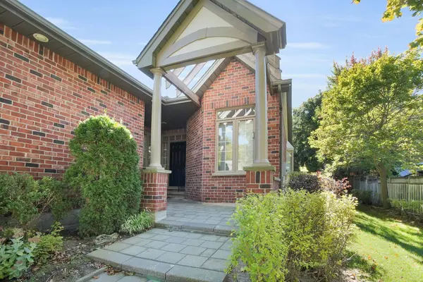 38 Quinella PL, London South, ON N6K 4H2