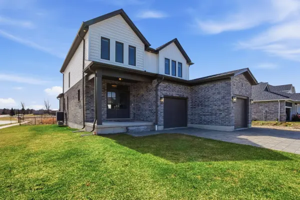 11 Bowman DR, Middlesex Centre, ON N0M 2A0