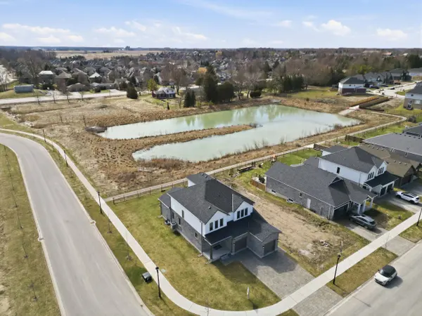 11 Bowman DR, Middlesex Centre, ON N0M 2A0