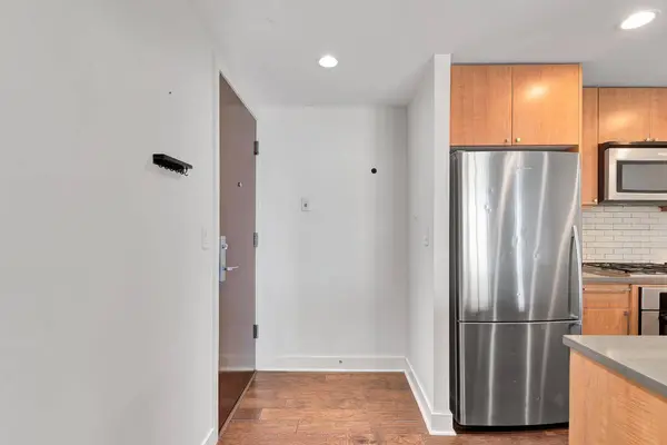 1118 12 AVE SW #901, Calgary, AB T2R 0P4