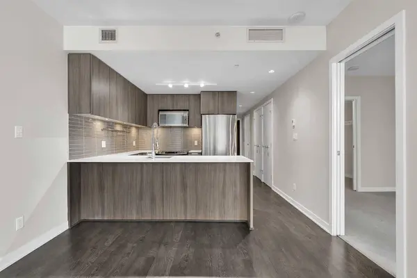 626 14 AVE SW #815, Calgary, AB T2R 0X4