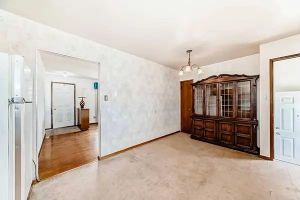 8623 Alanwood ST SE, Calgary, AB T2H 1R9