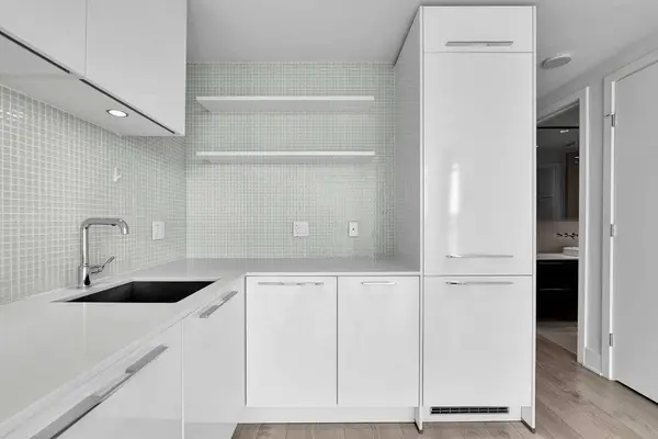 901 10 AVE SW #1401, Calgary, AB T2R0B5