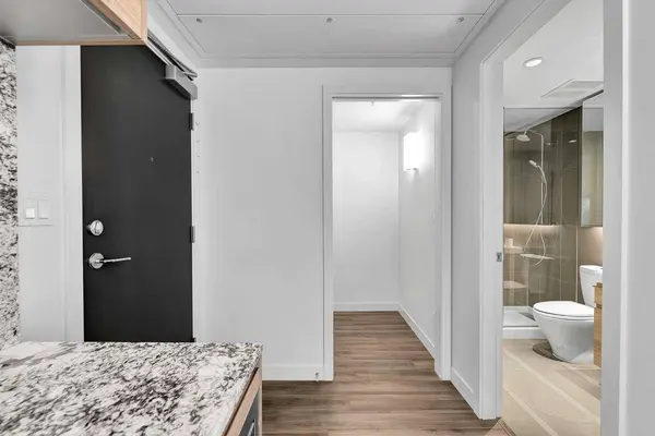 310 12 AVE SW #603, Calgary, AB T2R1B5