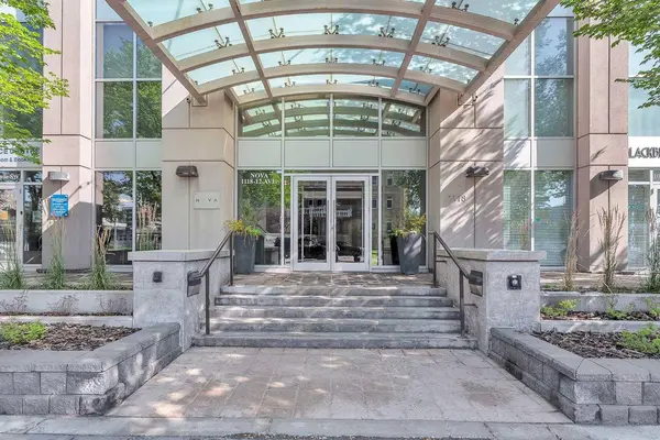 1118 12 AVE SW #2407, Calgary, AB T2R0X4
