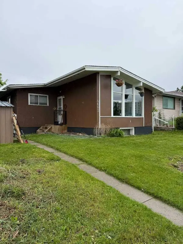 4603 Edmonton TRL NE, Calgary, AB T2E 3V7
