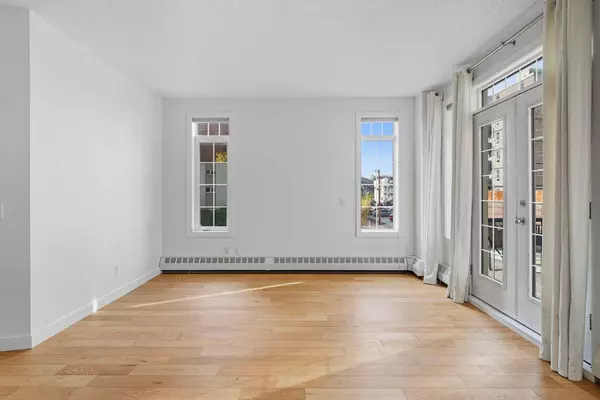 1000 15 AVE SW #209, Calgary, AB T2R 0S6