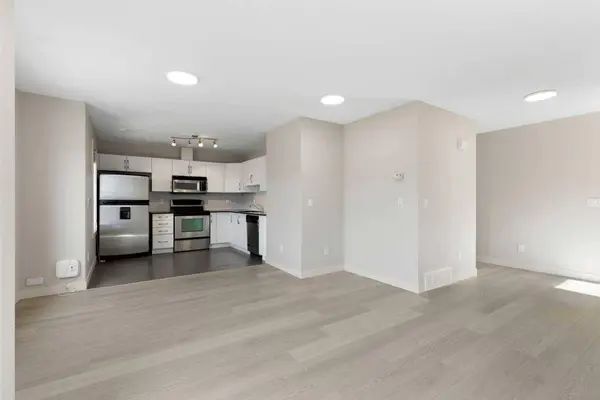 68 Chaparral Ridge PARK SE, Calgary, AB T2X 0E3