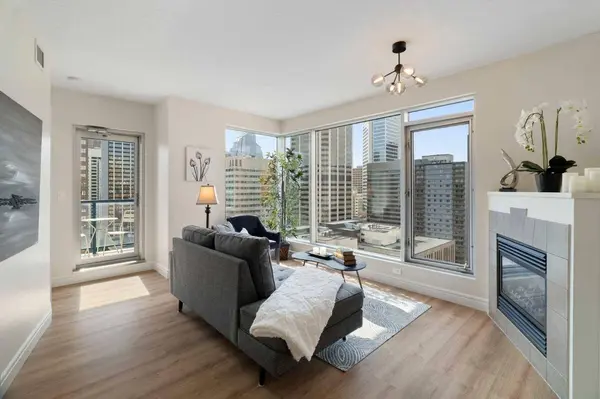 910 5 AVE SW #1906, Calgary, AB T2P 0C3