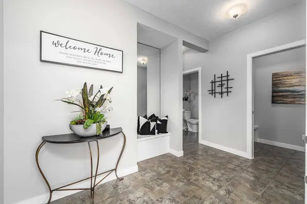 141 Copperpond Bay SE, Calgary, AB T2Z0R2