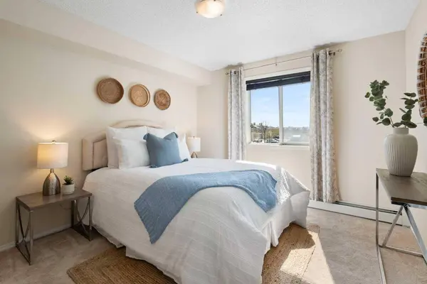 69 Country Village MNR NE #5209, Calgary, AB T3K 0P1