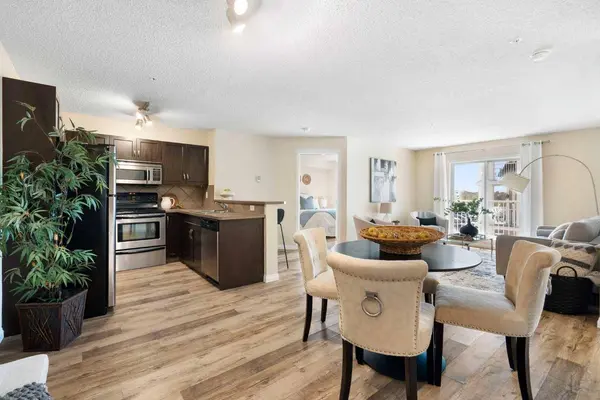 69 Country Village MNR NE #5209, Calgary, AB T3K 0P1