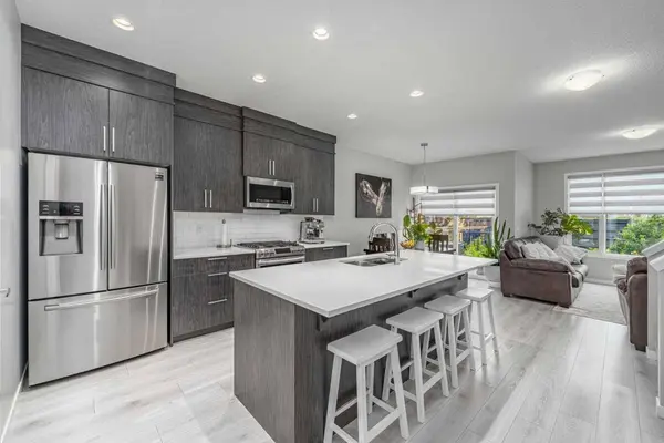 1040 Seton CIR SE, Calgary, AB T3M 2V9