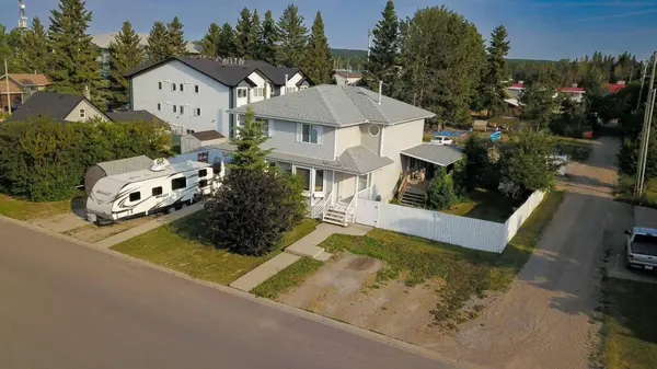 407 1 AVE NW, Sundre, AB T0M1X0