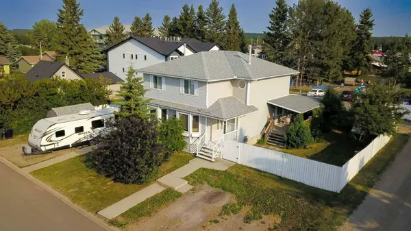 407 1 AVE NW, Sundre, AB T0M1X0
