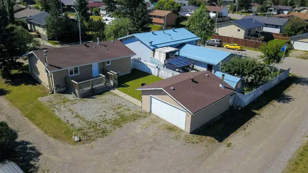 204 10 AVE NE, Sundre, AB T0M1X0