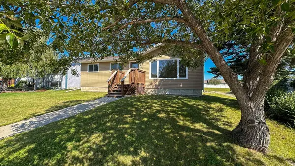 204 10 AVE NE, Sundre, AB T0M1X0