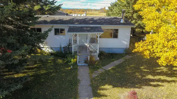 224 5 ST NW, Sundre, AB T0M 1X0