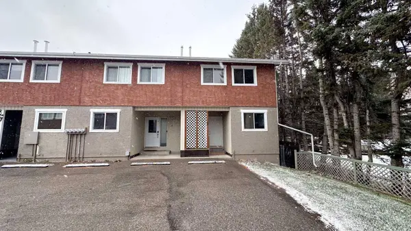 420 Centre ST N #5, Sundre, AB T0M1X0