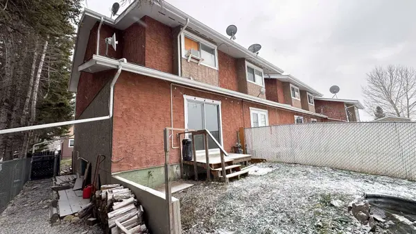 420 Centre ST N #5, Sundre, AB T0M1X0