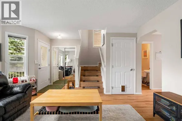 172 Citadel Bluff Close NW, Calgary, AB T3G5E3