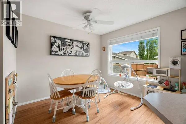 172 Citadel Bluff Close NW, Calgary, AB T3G5E3