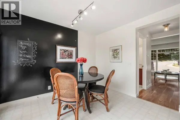 91 Hidden Crescent NW, Calgary, AB T3A5L4