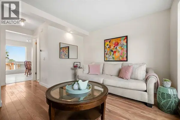 91 Hidden Crescent NW, Calgary, AB T3A5L4
