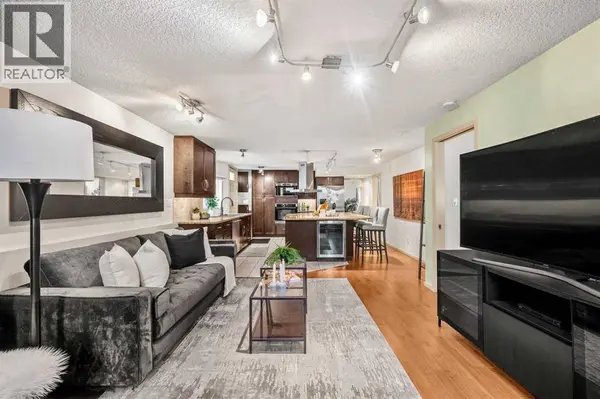 101, 1311 15 Avenue SW, Calgary, AB T3C0X8