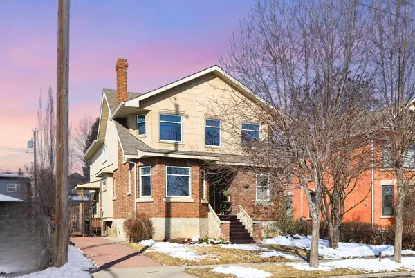 1727 24 ST SW, Calgary, AB T3C 1J2