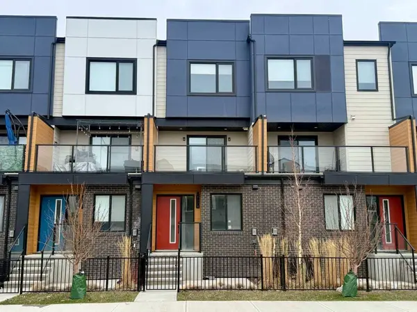 8528 21 AVE SE, Calgary, AB L4H 3H5