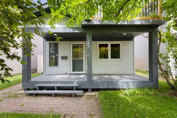 84 Abingdon CRES NE, Calgary, AB T2A 6S3