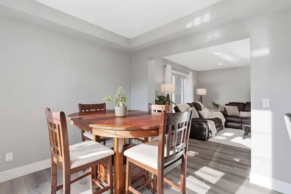 52 Windstone GN SW, Airdrie, AB T4B 0N5
