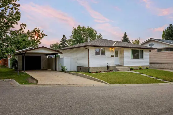 239 Lynnover PL SE, Calgary, AB T2C1L5