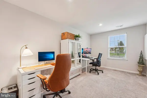 226 CENTER DR, Dublin, PA 18917