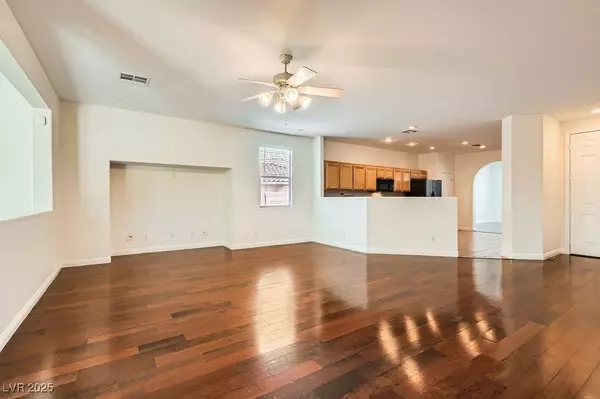 193 Lynbrook ST, Henderson, NV 89012