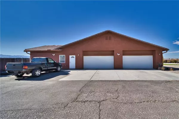2330 Deadwood ST, Pahrump, NV 89048