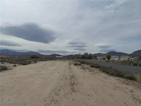 4311 W Grubstake LN, Pahrump, NV 89060