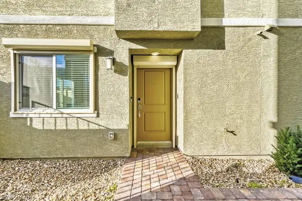 6829 Prairie Pearl ST, Las Vegas, NV 89148