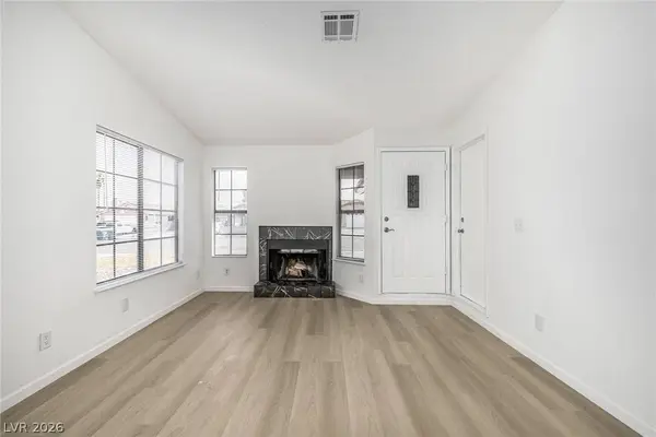 7308 Saybrook Point DR, Las Vegas, NV 89128