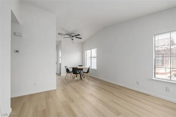 7308 Saybrook Point DR, Las Vegas, NV 89128