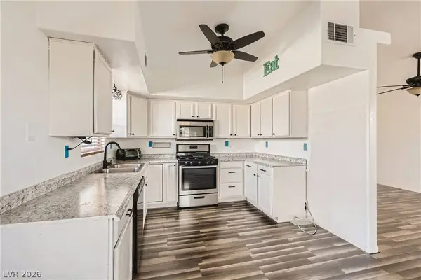 520 Arrowhead TRL #1424, Henderson, NV 89015