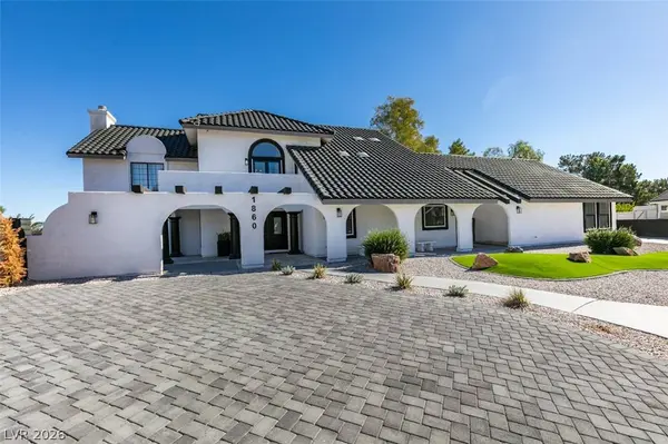1860 Ski Slope CIR, Las Vegas, NV 89117